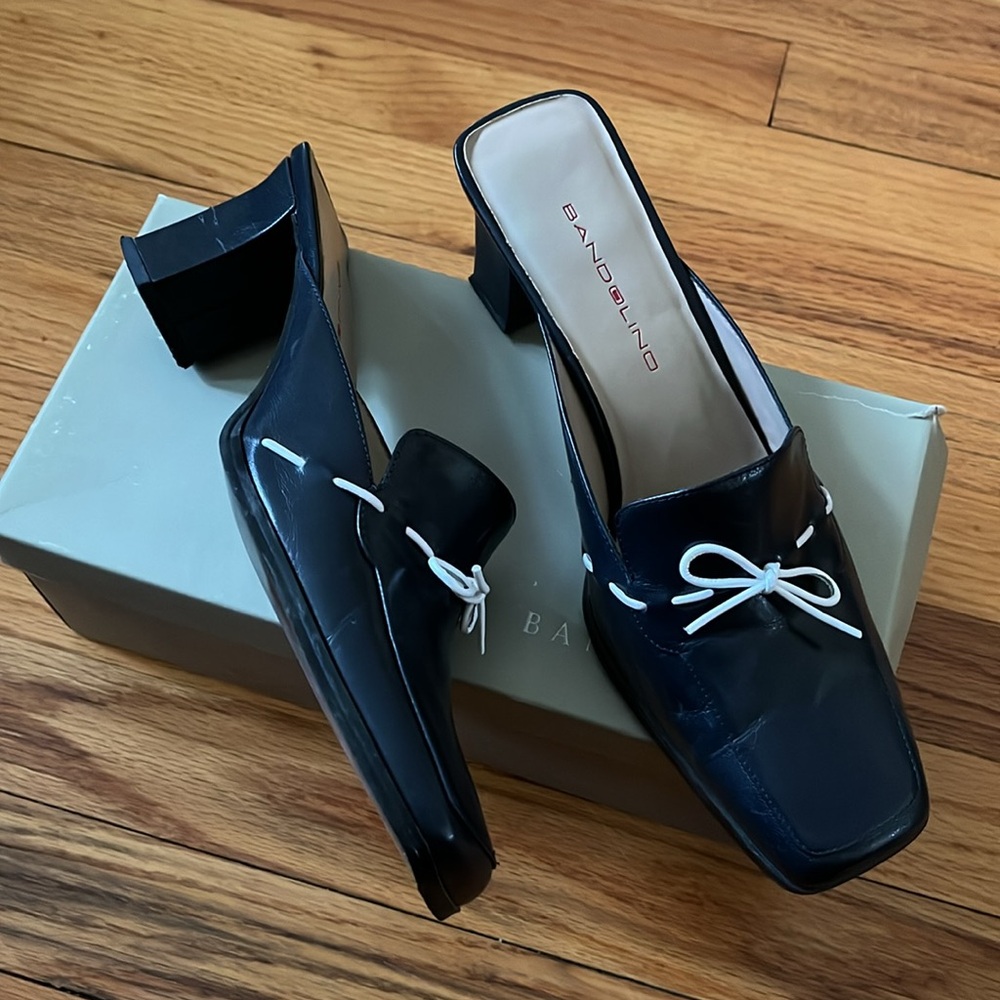 Bandolino sandals - Picture 2 of 2